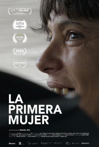 Póster de La primera mujer