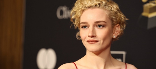 Julia Garner