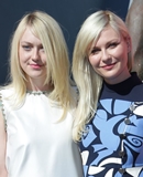 Kirsten Dunst, Dakota Fanning