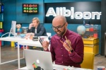 Foto de Alibi.com, agencia de engaños